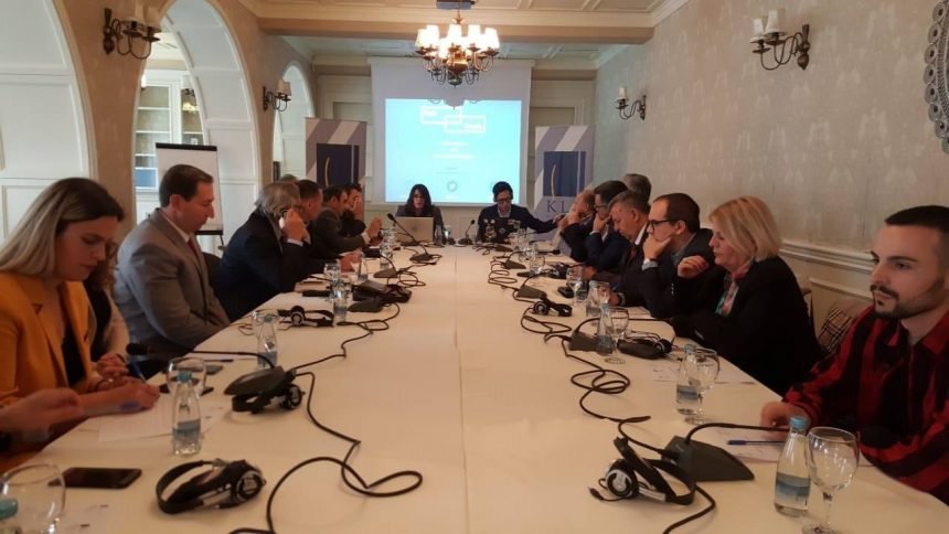 IKD në bashkëpunim me CLARD, Fair Trials Europe dhe Netherlands Helsinki Committee, përmes programit MATRA, mbajnë trajnim me gjykatës, prokurorë, avokatë dhe OJQ  nga Peja dhe Gjakova për avancimin e të drejtave në procedurë penale