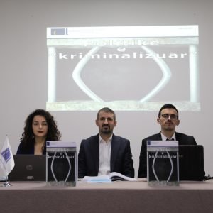 IKD: Politika e zhytur thellë në kriminalitet përmes procedurave penale, partitë nuk kanë vullnet politik për dekriminalizim të politikës dhe institucioneve IKD: Politika e zhytur thellë në kriminalitet përmes procedurave penale, partitë nuk kanë vullnet politik për dekriminalizim të politikës dhe institucioneve