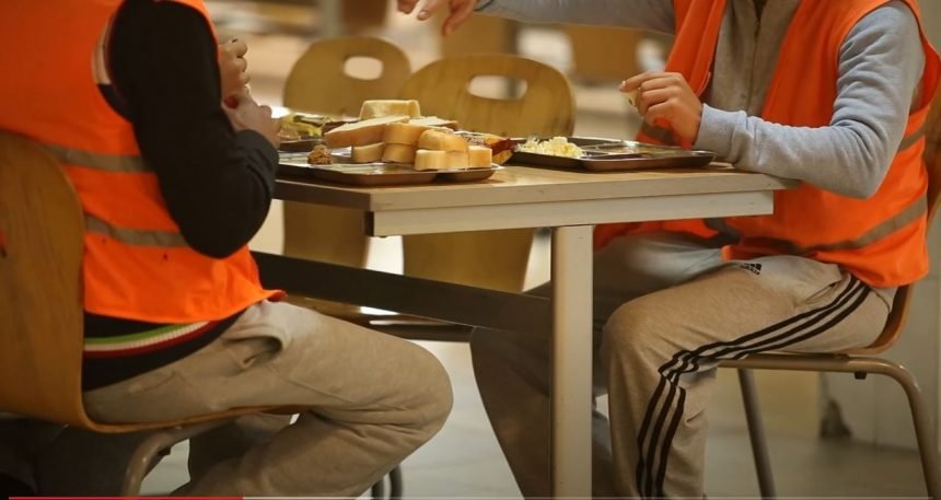 Promo: Stop torturës dhe keqtrajtimit të personave të arrestuar dhe dënuar (video) Promo: Stop torturës dhe keqtrajtimit të personave të arrestuar dhe dënuar (video)