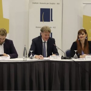 EULEX dhe IKD e prezantuan raportin e dytë për monitorimin e seancave gjyqësore nga qytetarët