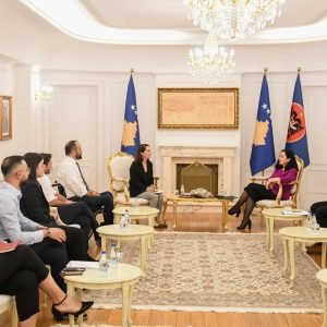 Human Rights Network (HRN) takoi Presidenten Vjosa Osmani për të avokuar për adresimin e rekomandimeve nga Raporti i Shoqërisë Civile për të Drejtat e Njeriut