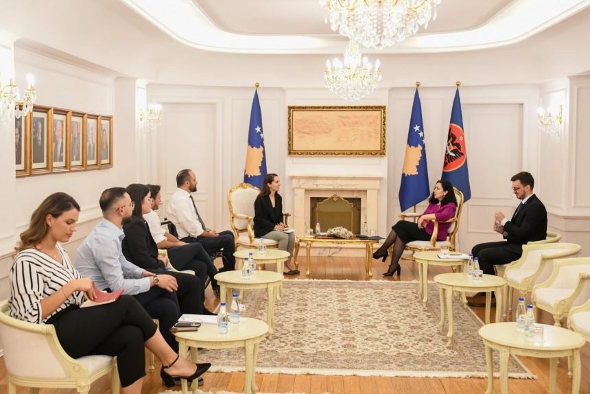 Human Rights Network (HRN) takoi Presidenten Vjosa Osmani për të avokuar për adresimin e rekomandimeve nga Raporti i Shoqërisë Civile për të Drejtat e Njeriut