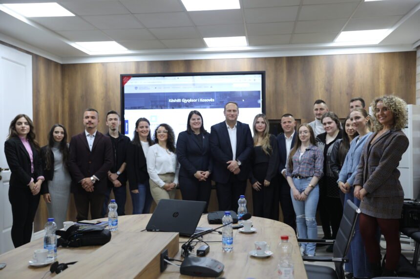 Studentët e Klinikës Ligjore të IKD-së vizituan Këshillin Gjyqësor të Kosovës