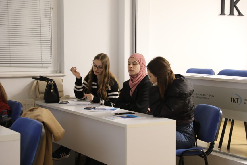 Studentët e Klinikës Ligjore të IKD-së trajnohen lidhur me pjesëmarrjen  publike në procesin e vendim-marrjes